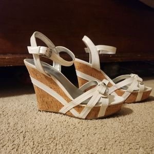 Guess wedges